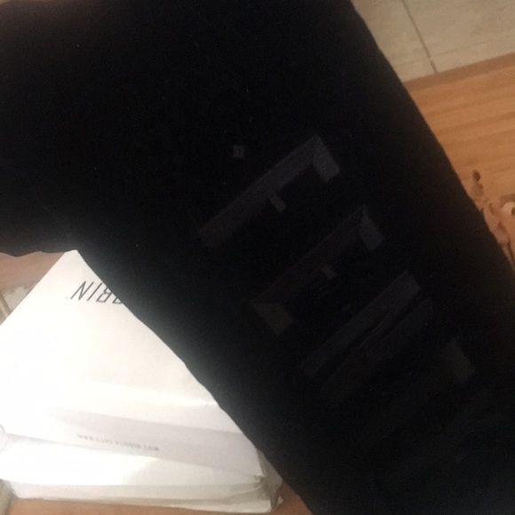 Shoes - Picture 5 of 7